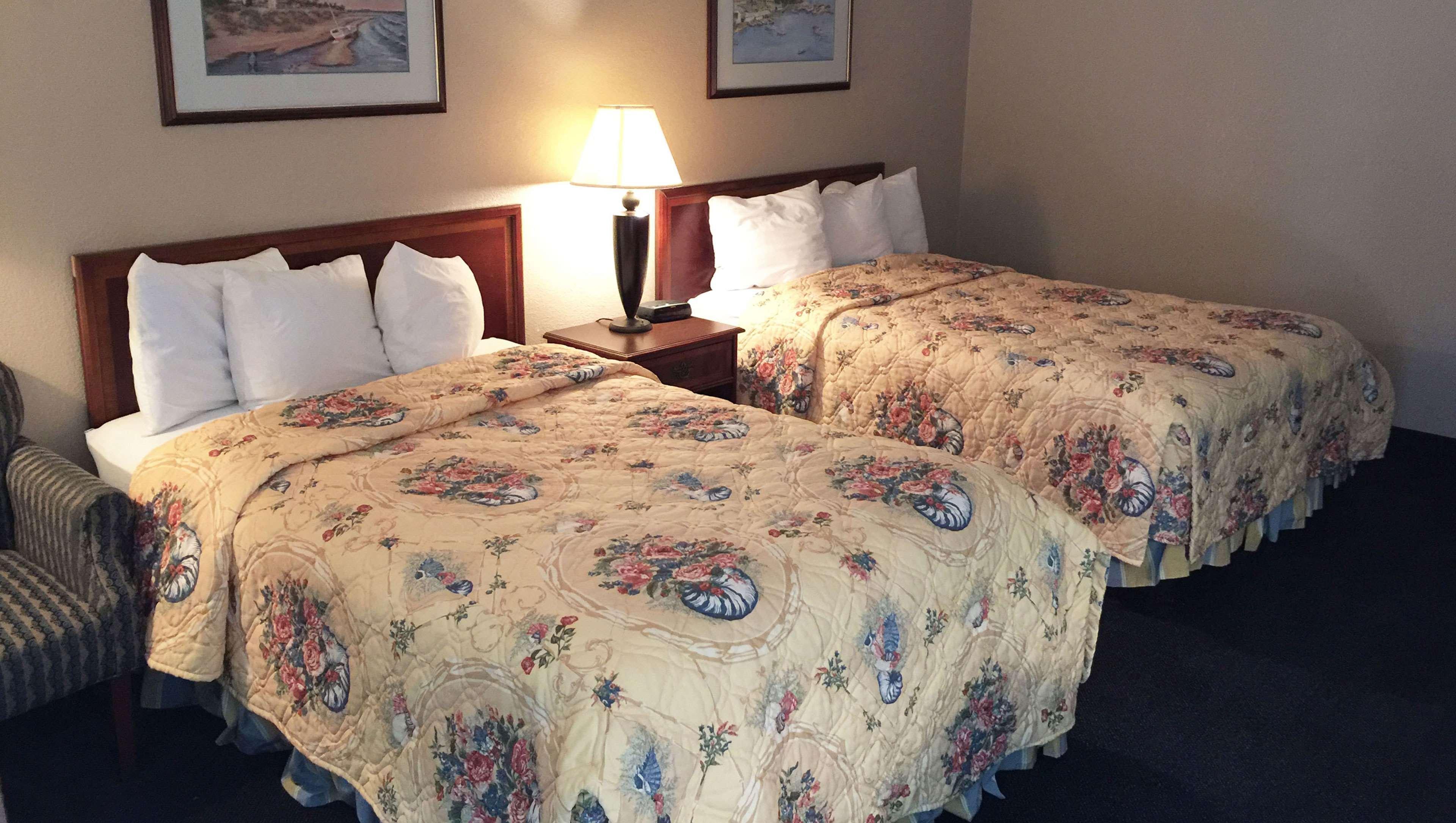 Mayfair Inn Williamston Extérieur photo