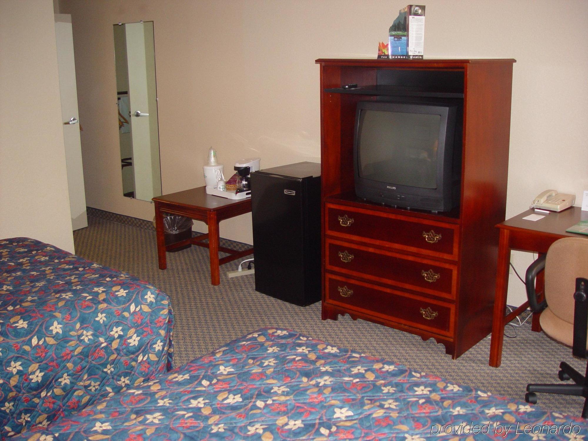 Mayfair Inn Williamston Chambre photo